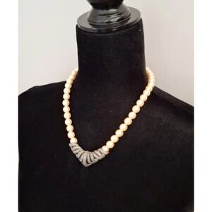 Vintage Avon Classic Drama Pearl Statement Necklace